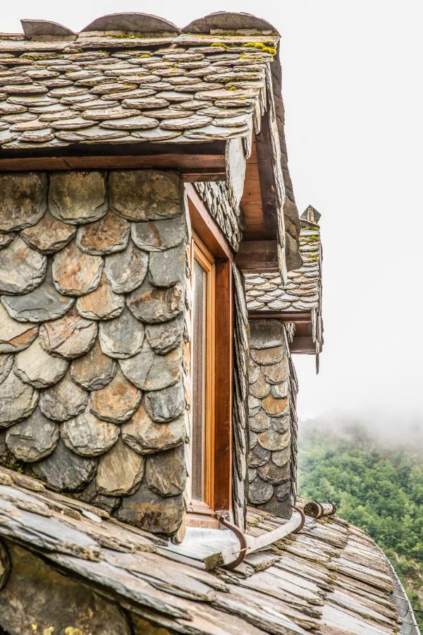 The Dragon Barn - Studio Ascou Luaran gambar